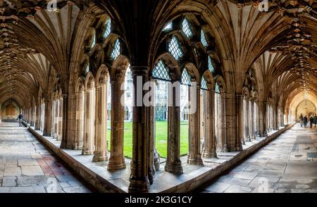 Cathédrale de Canterbury, les cloîtres, Canterbury, Kent, Angleterre Banque D'Images