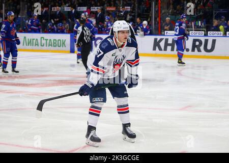 Saint-Pétersbourg, Russie. 26th septembre 2022. Joueur du club de hockey torpille, Denis Vengrzhanovsky (No.37) vu en action pendant la Ligue de hockey Kontinental, saison régulière KHL 2022 - 2023 entre SKA Saint-Pétersbourg et Torpedo Nizhny Novgorod au Palais des sports de glace. (Note finale; SKA Saint Petersbourg 3:0 Torpedo Nizhny Novgorod) crédit: SOPA Images Limited/Alay Live News Banque D'Images