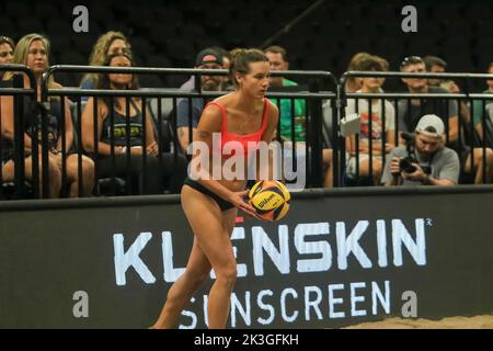 Le Phoenix AVP Championship continue alors que les hommes et les femmes ont mis en place des batailles difficiles pour déterminer qui est le meilleur des meilleurs. Banque D'Images