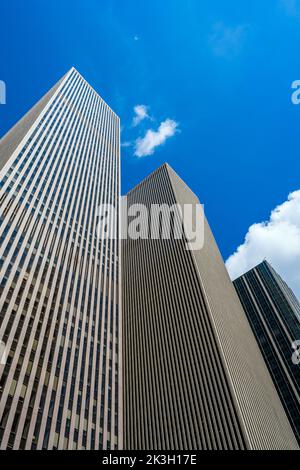 Gratte-ciels le long de 6th Avenue (Avenue of the Americas), Manhattan, New York, États-Unis Banque D'Images