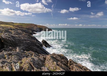 Falaises de Bull Bay sur la côte d'Anglesey, au nord du pays de Galles Banque D'Images