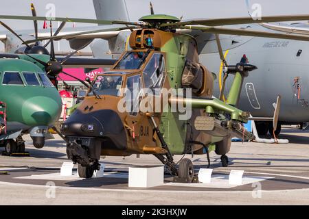 Eurocopter Airbus EC-665 de l'armée française en hélicoptère Tiger Attack au salon de l'Air de Paris. France - 6 juin 2017 Banque D'Images