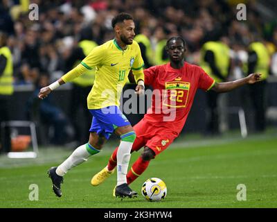 LE HAVRE - (lr) Neymar Junior du Brésil, Kamaldeen Sulemana du Ghana pendant l'International friendly entre le Brésil et le Ghana au Stade Oceane sur 23 septembre 2022 au Havre, France. ANP | hauteur néerlandaise | Gerrit van Keulen Banque D'Images