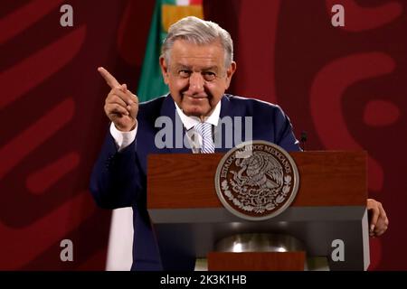 Mexico, Mexique. 26th septembre 2022. 26 septembre 2022, Mexico, Mexique: Président mexicain Andres Manuel Lopez Obrador lors de la conférence de presse quotidienne du matin au Palais national de Mexico. Sur 26 septembre 2022 à Mexico, Mexique. (Photo de Luis Barron/Eyepix Group/Sipa USA). Credit: SIPA USA/Alay Live News Banque D'Images