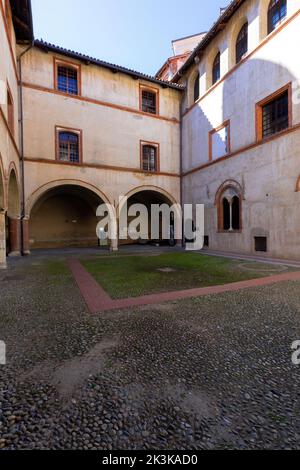 Cour, du château de Fossano ou Château des Princes d'Acaja, province de Cuneo, Piémont. Région du nord-ouest de l'Italie dans les contreforts de l'Alp Banque D'Images