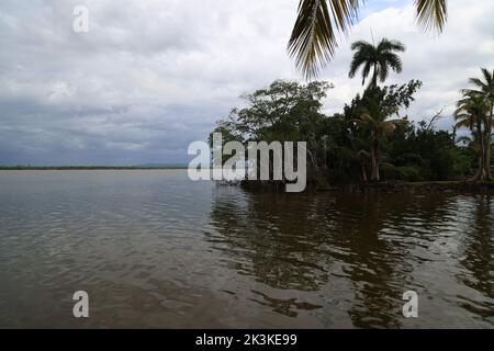 Le lagon de Redonda près de la ville de Moron, Cuba Banque D'Images