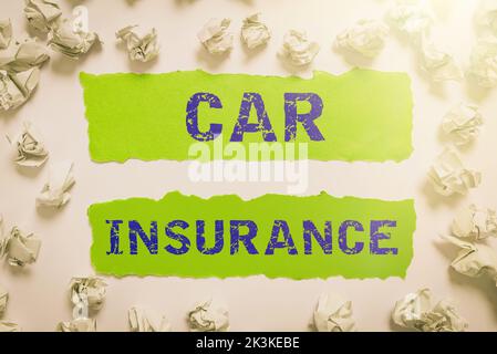 Légende présentant assurance automobile, concept commercial couverture accidents politique complète garantie de véhicule automobile Banque D'Images