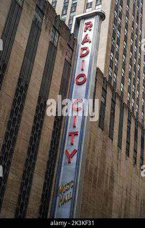 Radio City Music Hall, Rockefeller Center, Manhattan, New York, États-Unis Banque D'Images