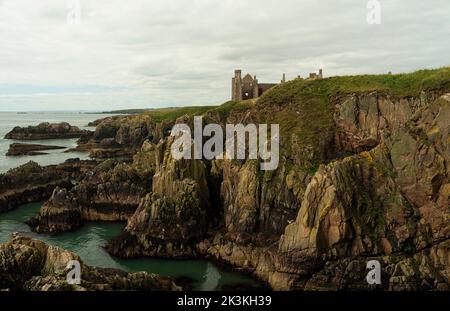 Château de New Slains près du village de Cruden Bay dans Aberdeenshire Ecosse Banque D'Images