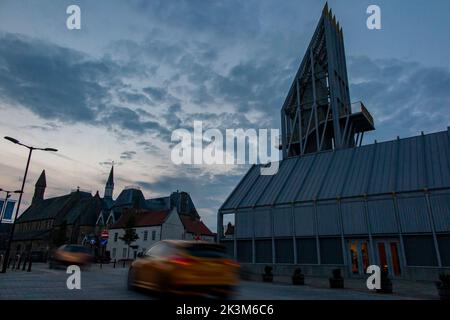 Vue sur la tour d'Auckland au crépuscule dans la ville de Bishop Auckland, comté de Durham, Enhangland Banque D'Images