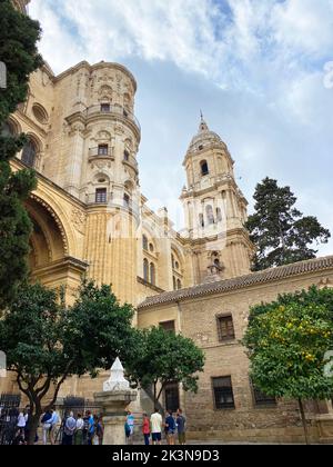 30.10.2021. Malaga, Espagne. Extérieur de la cathédrale de Malaga, Santa Iglesia Catedral Basilica de la Encarnacion. Photo de haute qualité Banque D'Images