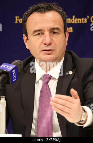 Tokyo, Japon. 28th septembre 2022. Le Premier ministre du Kosovo, Albin Kurti, s'exprime mercredi au Club des correspondants étrangers du Japon à Tokyo, 28 septembre 2022. Kurti est maintenant à Tokyo pour assister aux funérailles d'État de l'ancien Premier ministre japonais Shinzo Abe. Credit: Yoshio Tsunoda/AFLO/Alay Live News Banque D'Images