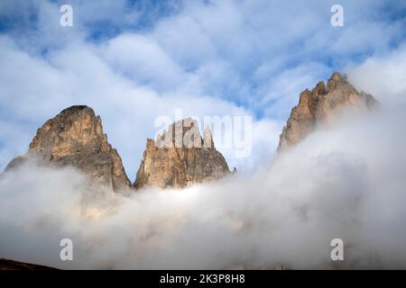 Documentation photographique des Dolomites du groupe Sasso Lungo Banque D'Images