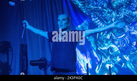 O2 Academy Edinburgh, Royaume-Uni. 27th septembre 2022. Ian Brown, avant-première de la Stone Rose, joue en solo à l'académie O2 d'Édimbourg. La foule d'Édimbourg a applaudi et a chanté son nom pendant et à la fin de l'ensemble pendant environ 90 minutes. Crédit photo : phil wilkinson/Alay Live News Banque D'Images