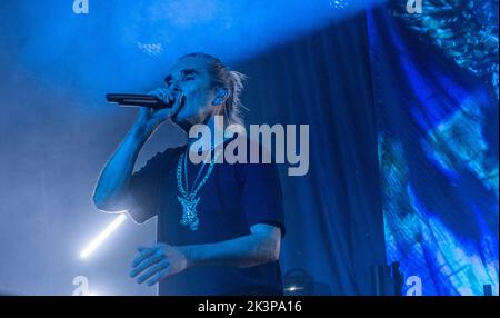 O2 Academy Edinburgh, Royaume-Uni. 27th septembre 2022. Ian Brown, avant-première de la Stone Rose, joue en solo à l'académie O2 d'Édimbourg. La foule d'Édimbourg a applaudi et a chanté son nom pendant et à la fin de l'ensemble pendant environ 90 minutes. Crédit photo : phil wilkinson/Alay Live News Banque D'Images