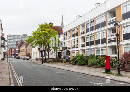 Southampton, Royaume-Uni - 23 avril 2019 : vue sur la rue Southampton, Bugle St en journée Banque D'Images