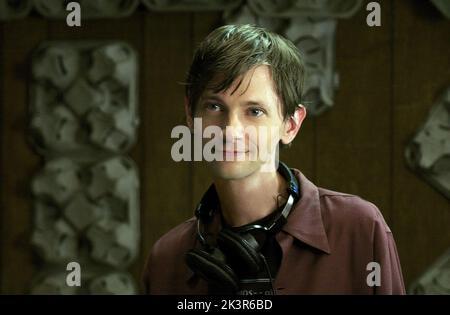 https://l450v.alamy.com/450vfr/2k3r6bd/film-dj-qualls-hustle-flow-hustle-and-flow-2005-personnages-shelby-director-craig-brewer-14-avril-2005-avertissement-cette-photographie-est-destinee-a-un-usage-editorial-exclusif-et-est-protegee-par-les-droits-d-auteur-des-films-mtv-et-ou-du-photographe-attribue-par-la-societe-de-film-ou-de-production-et-ne-peut-etre-reproduite-que-par-des-publications-dans-le-cadre-de-la-promotion-du-film-ci-dessus-un-credit-obligatoire-pour-les-films-mtv-est-requis-le-photographe-doit-egalement-etre-credite-lorsqu-il-est-connu-aucune-utilisation-commerciale-ne-peut-etre-accordee-sans-l-autorisation-ecrite-de-la-societe-du-film-2k3r6bd.jpg