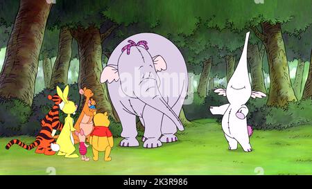 Tigger, lapin, Piglet, Kanga, Roo, Winnie l'ourson, Mama Heffalump & Lumpy film: Pooh'S Heffalump film (USA 2005) personnages: ,Rabbit,Piglet,Kanga,Roo,Winnie l'ourson, & Lumpy Director: Frank Nissen 10 février 2005 **AVERTISSEMENT** cette photographie est destinée à un usage éditorial exclusif et est protégée par les droits d'auteur de DISNEY et/ou du photographe attribué par la Société de film ou de production et ne peut être reproduite que par des publications dans le cadre de la promotion du film ci-dessus. Un crédit obligatoire pour DISNEY est requis. Le photographe doit également être crédité lorsqu'il est connu. Aucune utilisation commerciale ne peut être accordée avec Banque D'Images