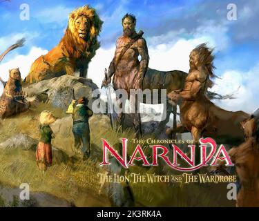 Lucy, Peter & Aslan film: The Chronicles of Narnia: The Lion, The Witch and the Wasket (USA/UK 2005) personnages: , & Aslan Director: Andrew Adamson 07 décembre 2005 **AVERTISSEMENT** cette photographie est destinée à un usage éditorial exclusif et est protégée par les droits d'auteur de WALT DISNEY PICTURES et/ou du photographe attribué par The film or production Company et ne peut être reproduite que par des publications en conjonction avec la promotion du film ci-dessus. Un crédit obligatoire pour LES IMAGES DE WALT DISNEY est requis. Le photographe doit également être crédité lorsqu'il est connu. Aucune utilisation commerciale ne peut être accordée sans autorisation écrite Banque D'Images