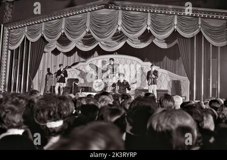 DAVE CLARK FIVE se présente au Tottenham Royal, Londres, en janvier 1964. Photo : Tony Gale Banque D'Images