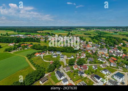 Vue aérienne d'Adelsried, un village près d'Augsbourg Banque D'Images