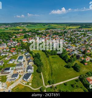 Vue aérienne d'Adelsried, un village près d'Augsbourg Banque D'Images