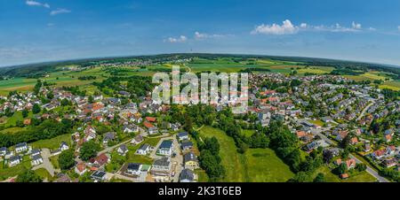 Vue aérienne d'Adelsried, un village près d'Augsbourg Banque D'Images