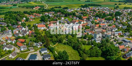 Vue aérienne d'Adelsried, un village près d'Augsbourg Banque D'Images