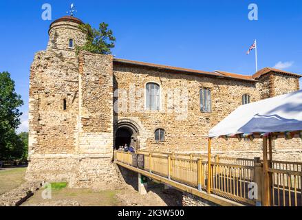 Entrée au château de Colchester au donjon normand et au musée de Colchester Parc du château de Colchester, Essex, Angleterre, Royaume-Uni, GB Europe Banque D'Images