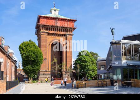 Jumbo Water Tower est un château d'eau à côté du Mercury Theatre à la porte Balkerne Colchester Essex Angleterre GB Europe Banque D'Images