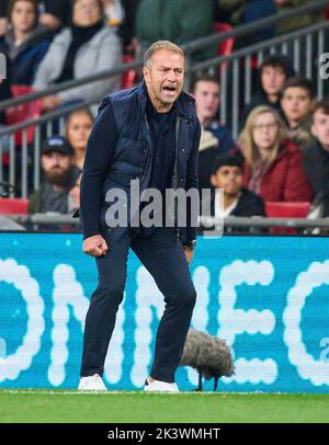 Le directeur du DFB Hans-Dieter Hansi Flick , Bundepassen, formateur national, dans le match de l'UEFA Nations League 2022 ANGLETERRE - ALLEMAGNE en saison 2022/2023 le 26 septembre 2022 à Londres, Grande-Bretagne. © Peter Schatz / Alamy Live News Banque D'Images