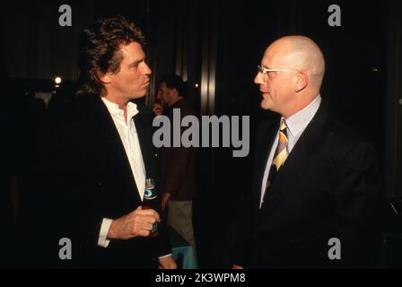 Christopher Lloyd avec Jeff Conway Circa, Californie des années 1980. Crédit: Ralph Dominguez/MediaPunch Banque D'Images