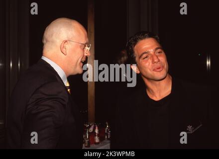 Christopher Lloyd et Tony Danza Circa dans les années 80 de la Californie. Crédit: Ralph Dominguez/MediaPunch Banque D'Images