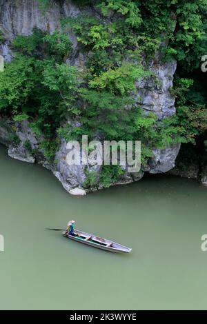 Mugenkyo traversée de la rivière Tadami Fukushima Japon Banque D'Images