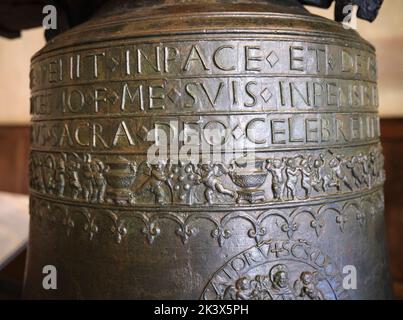 La cloche de l'église Piagnona dans le musée de San Marco Florence Italie Banque D'Images