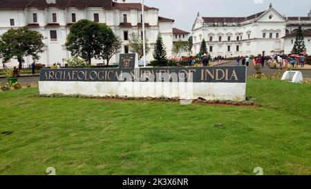 La vue du panneau d'entrée de la construction de la visite archéologique de l'Inde à Goa Banque D'Images