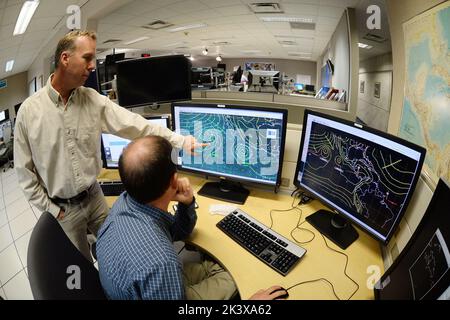 Miami, États-Unis d'Amérique. 01st juin 2015. FORT LAUDERDALE, FL - SEPTEMBRE 22 : l'ouragan Ian fait tomber en Floride comme un ouragan dangereux de catégorie 4. Photo du dossier historique des ouragans en Floride du Sud personnes: Atmosphere Credit: Storms Media Group/Alamy Live News Banque D'Images