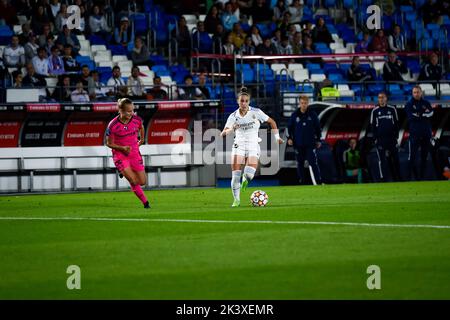 Madrid, Madrid, Espagne. 28th septembre 2022. Athenea Del Castillo (22) en action pendant le match de football entre.Real Madrid et Rosenborg célébré à Madrid, Espagne au stade Alfredo Di Stefano le mercredi 28 septembre 2022 valable pour la Ligue des champions de l'UEFA WomenÃs (Credit image: © Alberto Gardin/ZUMA Press Wire) Credit: ZUMA Press, Inc./Alay Live News Banque D'Images