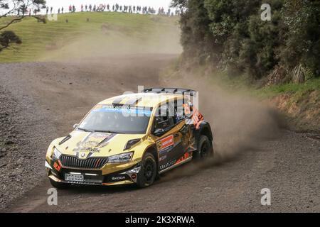 25 HORAN Raana (nzl), CONNOR Michael (nzl), Skoda Fabia Evo, action pendant le rallye, Nouvelle-Zélande. , . Championnat du monde de voitures de rallye WRC, de 29 septembre à 2 octobre 2022 à Auckland, Nouvelle-Zélande - photo Nikos Katikis/DPPI crédit: DPPI Media/Alamy Live News Banque D'Images