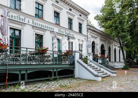 Alter Dorfkrug, bar et restaurant Old Village, bâtiment classé, Lübars, Reinickendorf, Berlin Banque D'Images