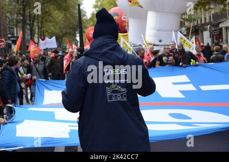 la manifestation interprofessionnelle fait le plein à Paris, les augmentations salariales faisientes parties des principes revendcations Banque D'Images