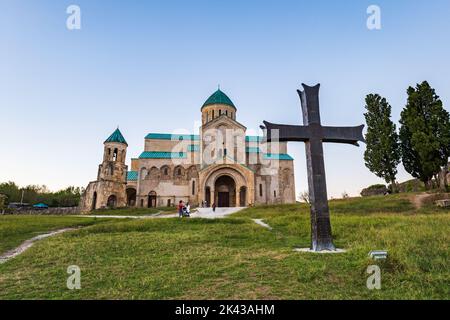 Cathédrale de Bagrati à Kutaisi, Géorgie. La cathédrale de Bagrati est une attraction touristique à Kutaisi, en Géorgie Banque D'Images