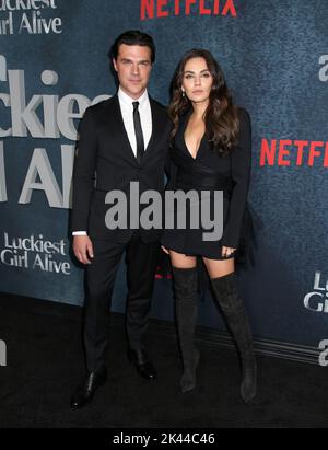 New York, NY, 29 septembre 2022 Finn Wittrock et Mila Kunis assistent à la première de Netflix « la plus belle fille vivante » tenue au Paris Theatre on 29 septembre 2022 à New York, NY ©Steven Bergman/AFF-USA.COM Credit: AFF/Alay Live News Banque D'Images