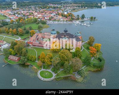 Vue aérienne du château suédois Gripsholm du 16 ème siècle situé à Mariefred Sodermanland. Banque D'Images