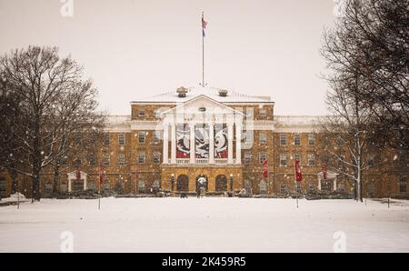 Le Bascom Hall de l'université du Wisconsin Madison bâtiment lors d'une journée d'hiver froide Banque D'Images