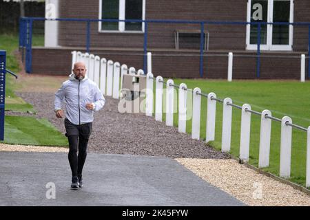 Selkirk, Royaume-Uni. 30th septembre 2022. Tim Tunnicliff arrive à Selkirk le jour 24 - Gala RFC à JedForest RFC. La course du Grand Rugger 2022 qui se déroule en Écosse entre 7 septembre et 1 octobre 2022. La route prendra dans les West Highlands, Glasgow, Ayrshire, Stirling, Dundee, Édimbourg et finir dans les frontières C plus de 500 miles en 25 jours! Crédit : Rob Gray/Alay Live News Banque D'Images