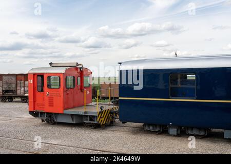 Train de shunter diesel sur le chemin de fer patrimonial de la Baie de somme Banque D'Images