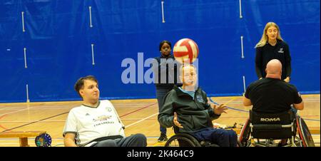 Brentwood Essex 30th septembre 2022 la Journée de rugby et de cricket en fauteuil roulant de l'Association des Limbénis (parrainée par BBK), qui s'est tenue au Brentwood Center, Brentwood Essex, a donné à ceux qui souffrent de perte de membre l'aptitude à essayer le rugby en fauteuil roulant et le cricket en fauteuil roulant ainsi qu'à rencontrer ceux qui ont des handicaps similaires crédit: Ian Davidson/Alay Live News Banque D'Images