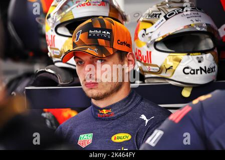 Singapour. 30th septembre 2022. Max Verstappen (NLD) Red Bull Racing. 30.09.2022. Formula 1 World Championship, Rd 17, Grand Prix de Singapour, Marina Bay Street circuit, Singapour, Practice Day. Le crédit photo devrait se lire: XPB/Alamy Live News. Crédit : XPB Images Ltd/Alamy Live News Banque D'Images