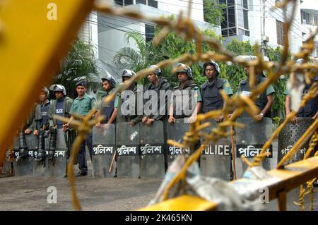 Dhaka, Bangladesh - July16, 2007: La maison de l'ancien Premier ministre Sheikh Hasina a été entourée par la police lorsqu'elle a été arrêtée de sa maison à Dhanmon Banque D'Images